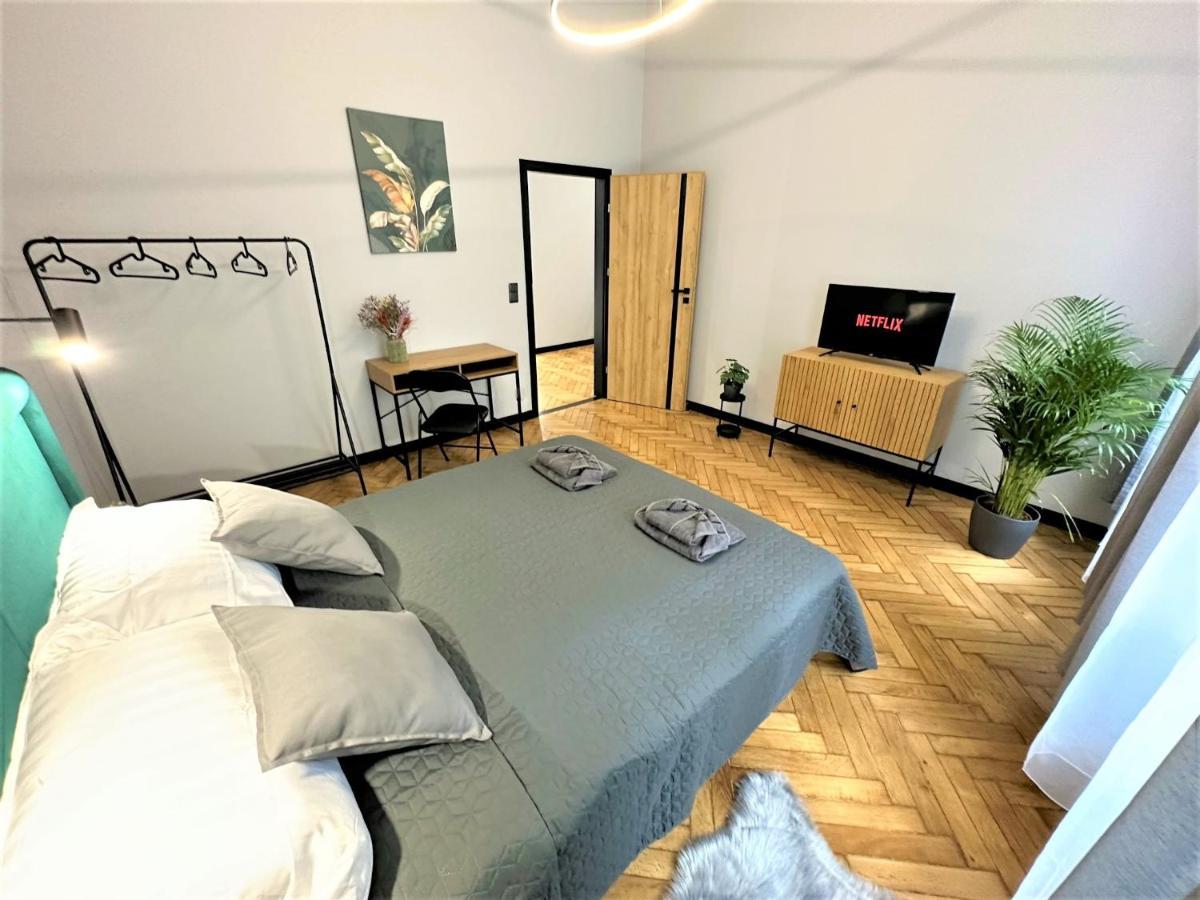 Luxury 100M2 Loft Design-Apartment At Wawel + Netflix คราคูฟ ภายนอก รูปภาพ