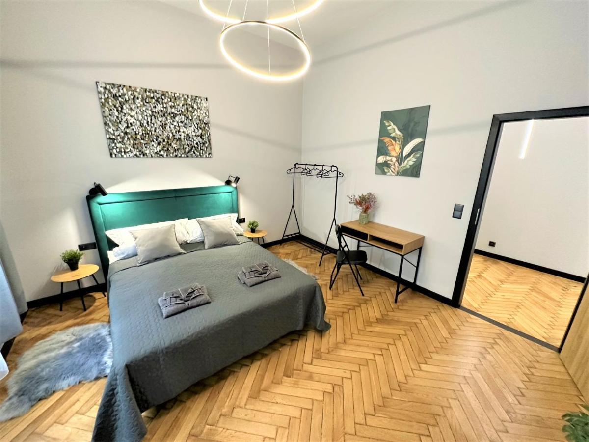 Luxury 100M2 Loft Design-Apartment At Wawel + Netflix คราคูฟ ภายนอก รูปภาพ