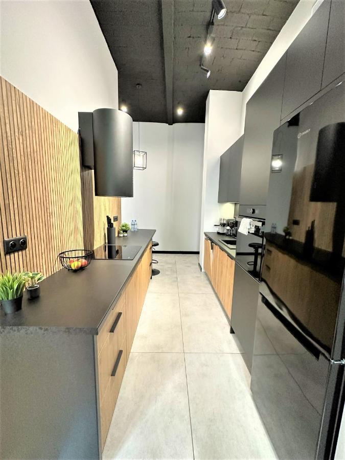Luxury 100M2 Loft Design-Apartment At Wawel + Netflix คราคูฟ ภายนอก รูปภาพ